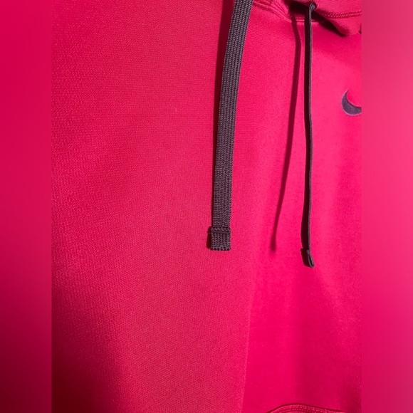 Nike ThermaFit Hoodie - Picture 2 of 3